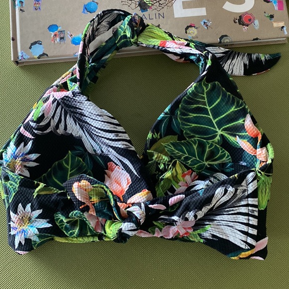 Halter Bikini Top - Picture 2 of 3